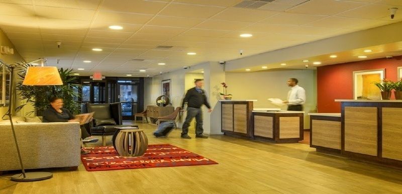 Ramada By Wyndham Salt Lake City North Temple Esterno foto