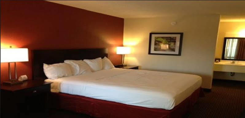 Ramada By Wyndham Salt Lake City North Temple Esterno foto